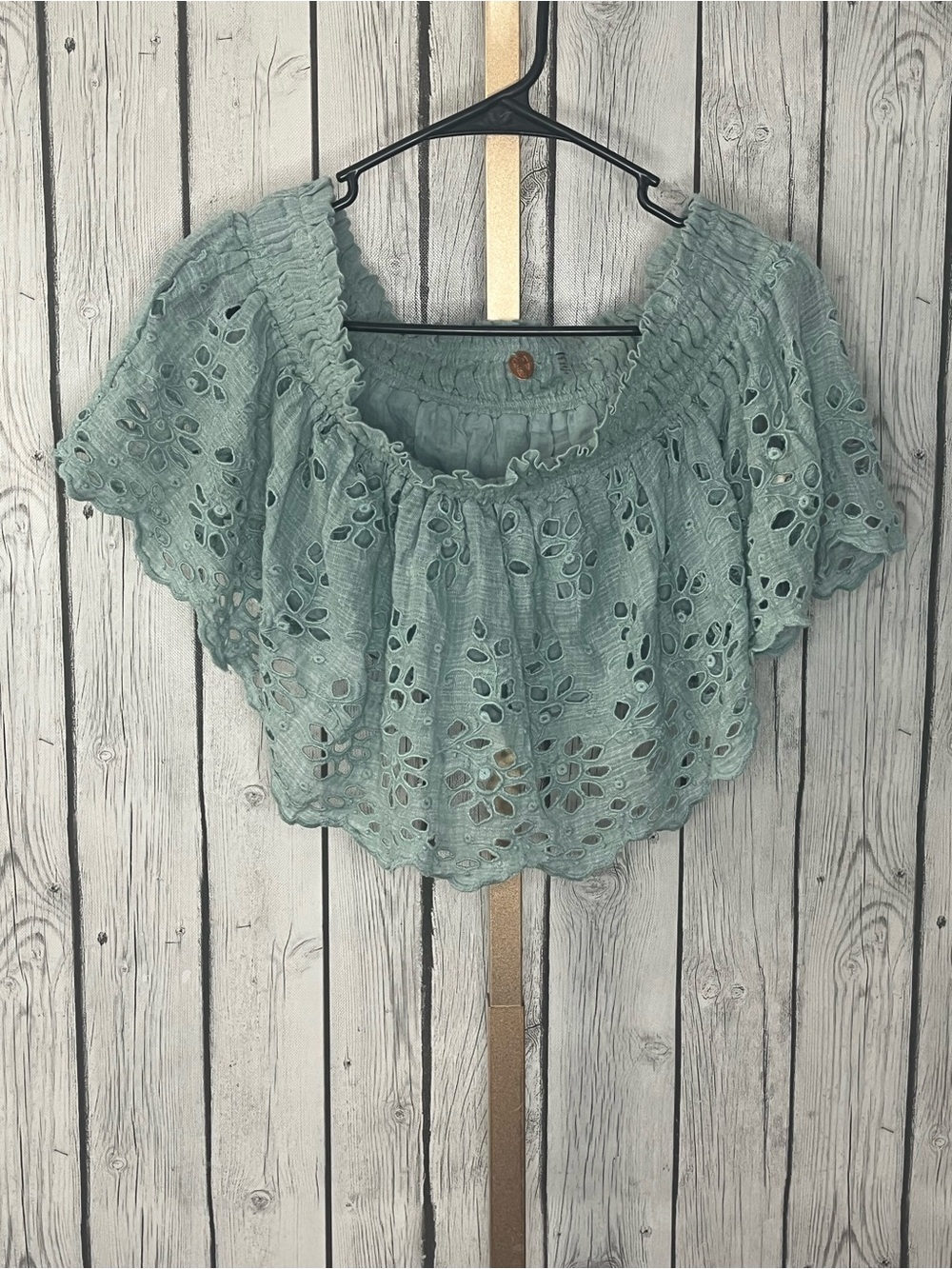 Free People FP One Perla Top XS Sage Green Eyelet Off The Shoulder NWOT crop top